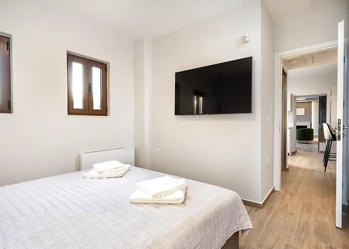 Вілла Latour Inspired By Elegance *