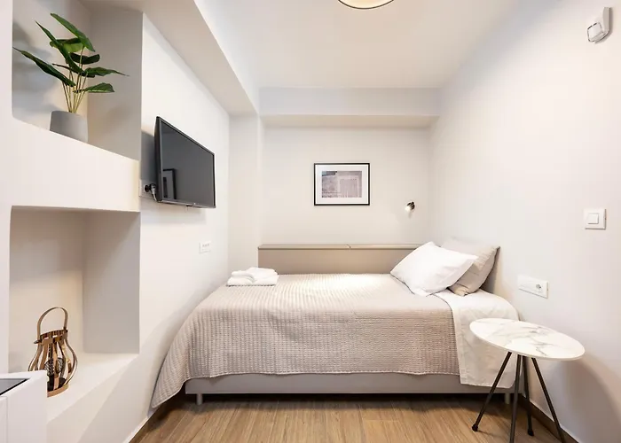 Вілла Latour Inspired By Elegance *