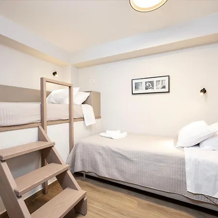 Latour Inspired By Elegance Kos Town