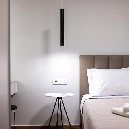 Villa Latour Inspired By Elegance