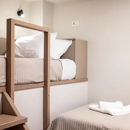 Latour Inspired By Elegance * Kos Town