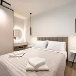 Villa Latour Inspired By Elegance *